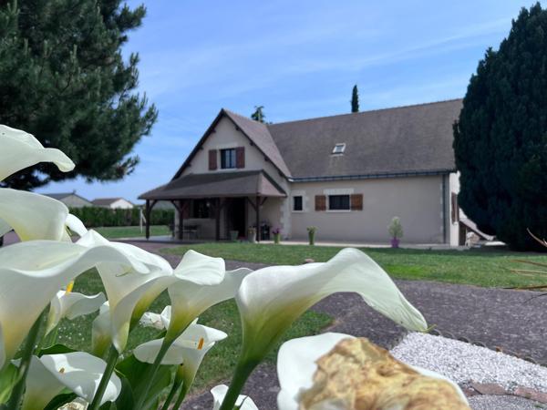 Maison de 193 m2 sur plus de 5600 m2 de terrain