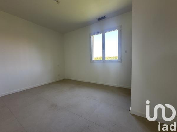 Maison 5 pièces de 122 m² à La Ville-Dieu-du-Temple (82290)