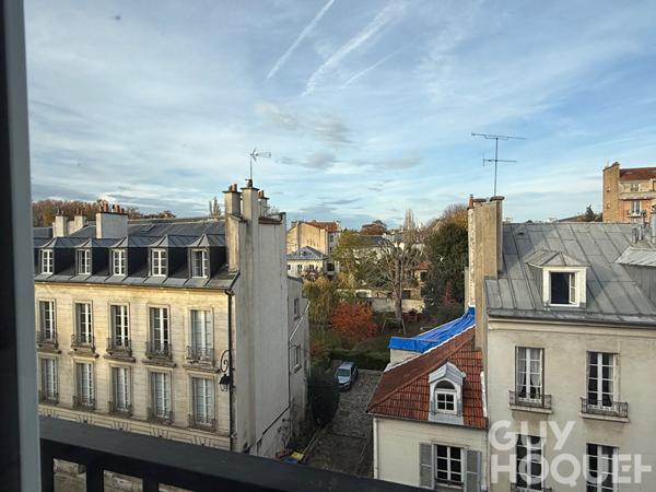 Appartement Duplex Versailles 3 chambres double séjour cathédrale 103 m2