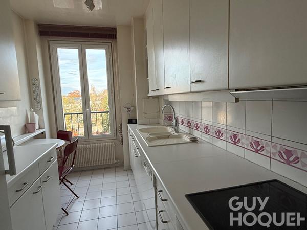 Appartement Duplex Versailles 3 chambres double séjour cathédrale 103 m2