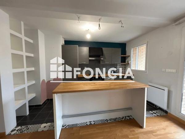 Location Appartement 3 pièces 71.1 m² - 5 Avenue Simone La Madeleine 59110