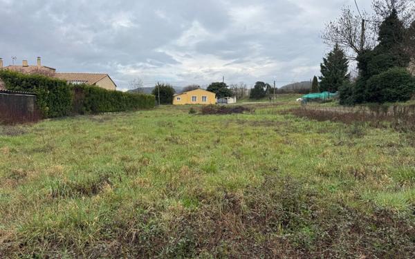 Terrain à vendre    Donzère