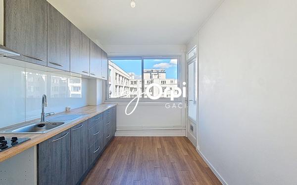 Appartement à vendre    4 pièces • 84,32 m2 Clermont-Ferrand