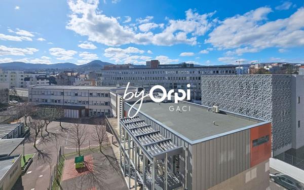 Appartement à vendre    4 pièces • 84,32 m2 Clermont-Ferrand