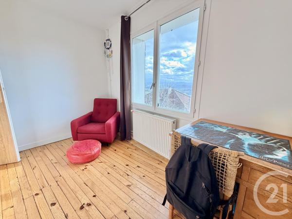 Maison à vendre  8 pièces - 180,10 m2 ST GENIX SUR GUIERS - 73