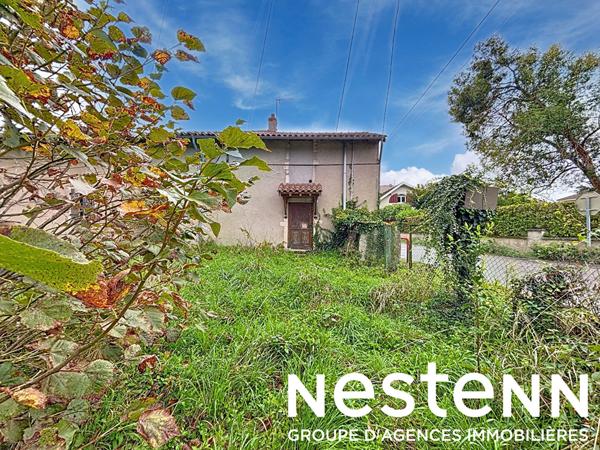 A vendre : Maison à rénover avec dépendance dans un environnement bucolique proche FEILLENS