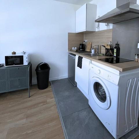 Vente                                                      Immeuble
                        
                     13 pièces                      287 m2                     à Saint-Quentin