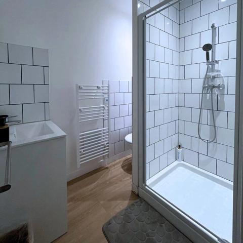 Vente                                                      Immeuble
                        
                     13 pièces                      287 m2                     à Saint-Quentin