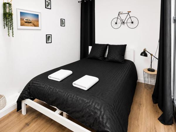 Vente                                                      Immeuble
                        
                     13 pièces                      287 m2                     à Saint-Quentin