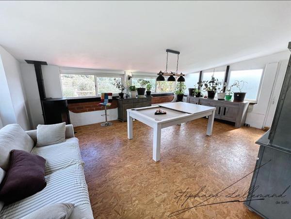 Maison familiale 141 m² avec terrain de 1 402 m²