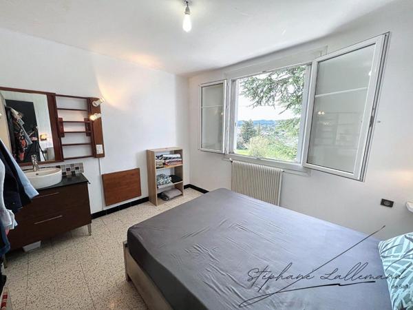Maison familiale 141 m² avec terrain de 1 402 m²