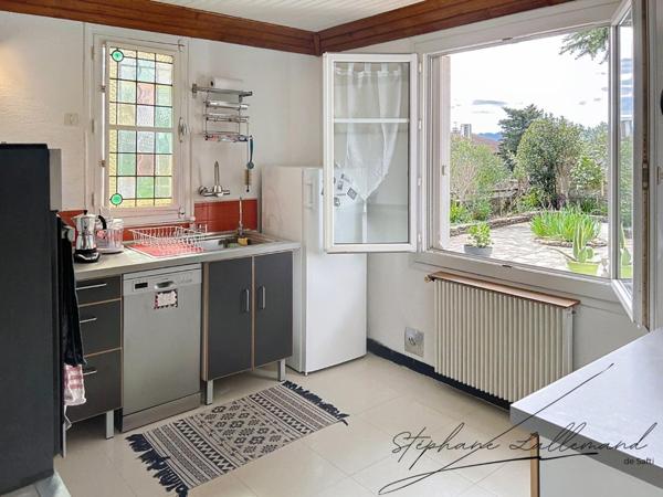 Maison familiale 141 m² avec terrain de 1 402 m²