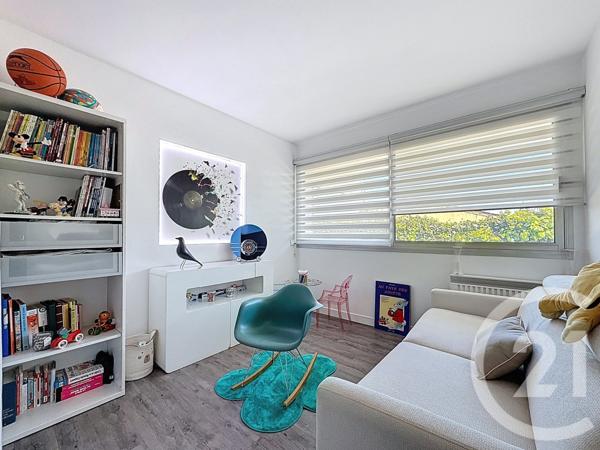 Maison à vendre  9 pièces - 173,04 m2 CHATEAURENARD - 13