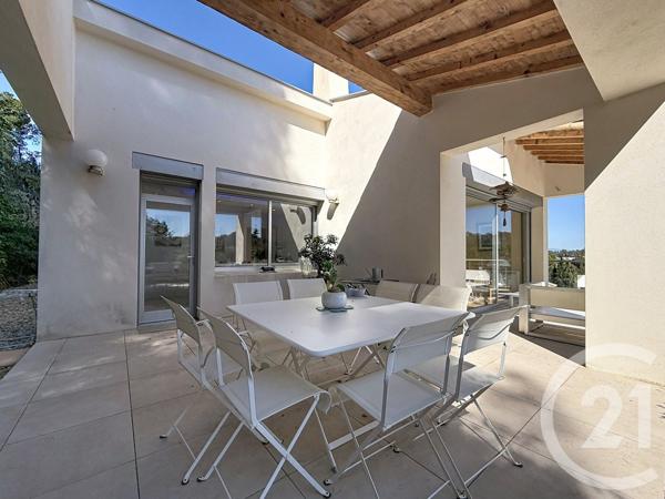 Maison à vendre  9 pièces - 173,04 m2 CHATEAURENARD - 13