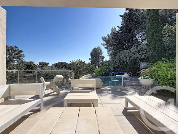 Maison à vendre  9 pièces - 173,04 m2 CHATEAURENARD - 13