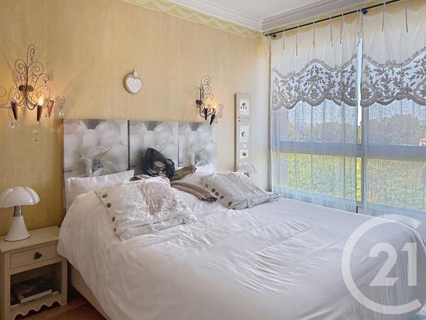 Maison à vendre  9 pièces - 173,04 m2 CHATEAURENARD - 13