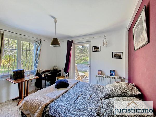 Piolenc (84420) Grande maison familiale 175 m2 sur parcelle 5 000 m2