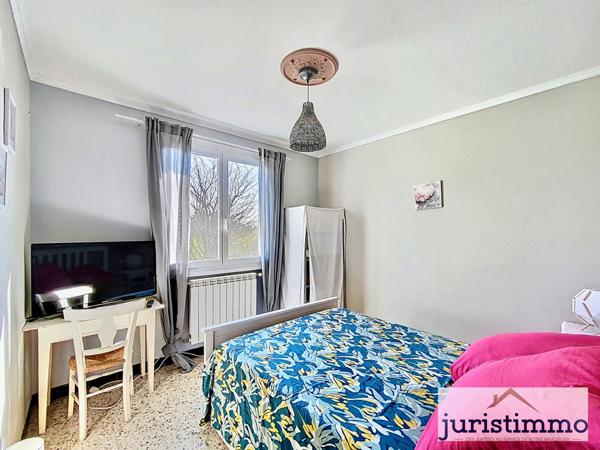 Piolenc (84420) Grande maison familiale 175 m2 sur parcelle 5 000 m2