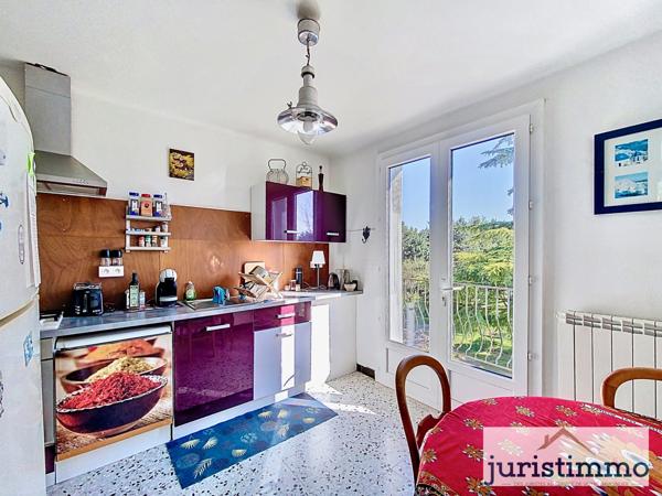 Piolenc (84420) Grande maison familiale 175 m2 sur parcelle 5 000 m2