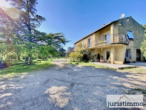 Piolenc (84420) Grande maison familiale 175 m2 sur parcelle 5 000 m2