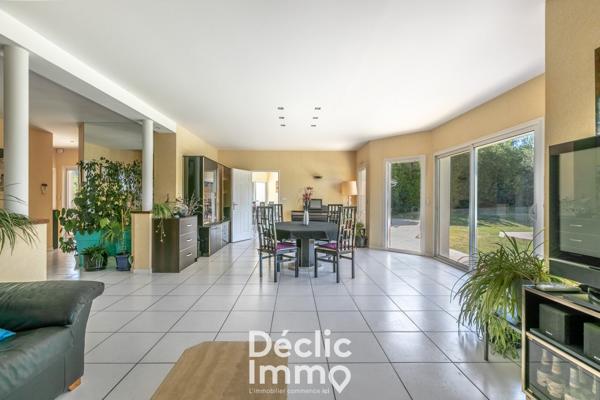 Vente maison Latresne, 260m² 7 pièces 1 030 000€ avec piscine