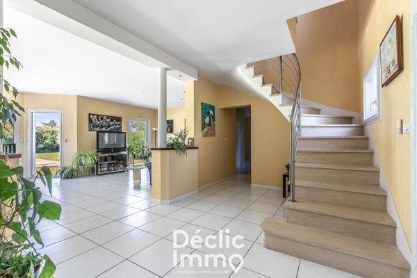 Vente maison Latresne, 260m² 7 pièces 1 030 000€ avec piscine