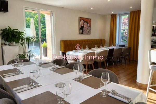 Commerce à vendre 14 pièces de 600 m²