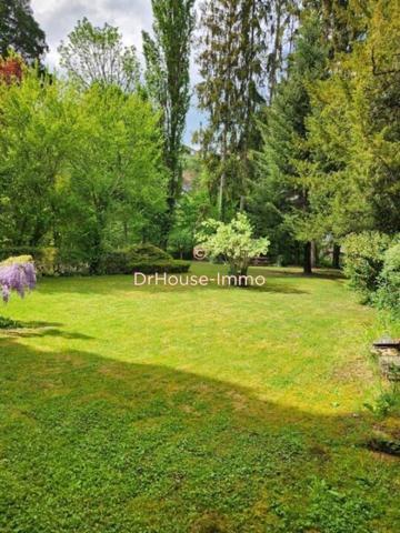 Commerce à vendre 14 pièces de 600 m²