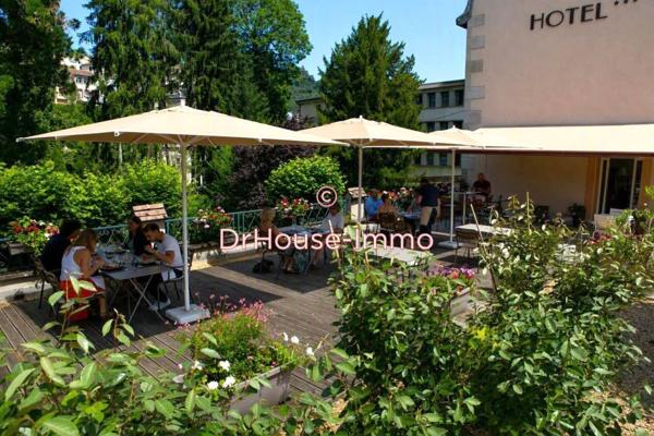 Commerce à vendre 14 pièces de 600 m²