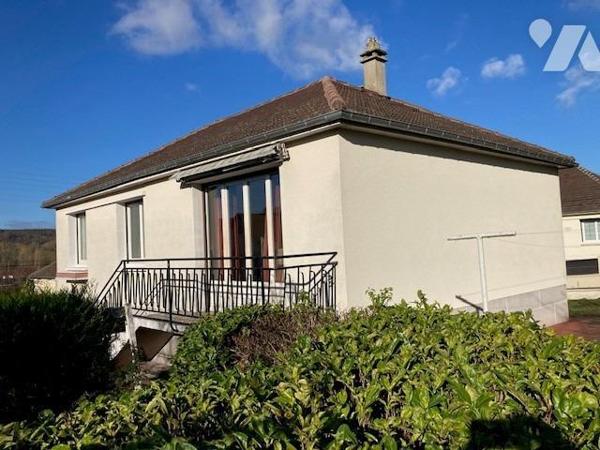 PETIT COURONNE - Maison individuelle (plain-pied surélevé) 2 chbres - 65 m²