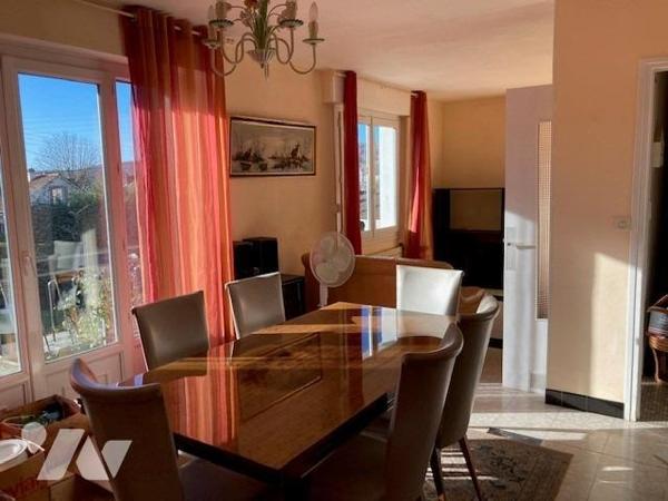 PETIT COURONNE - Maison individuelle (plain-pied surélevé) 2 chbres - 65 m²