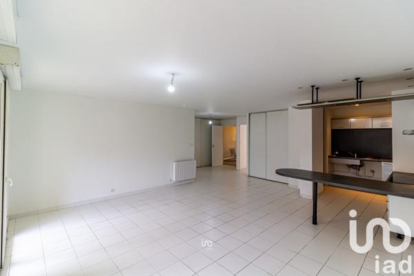 Appartement 3 pièces de 71 m² à Poissy (78300)