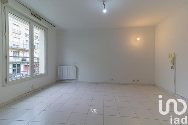 Appartement 3 pièces de 71 m² à Poissy (78300)