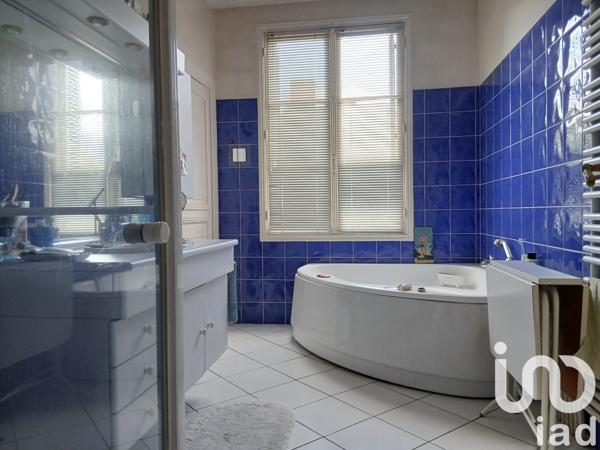 House for sale 8 rooms 207 m² Chinon