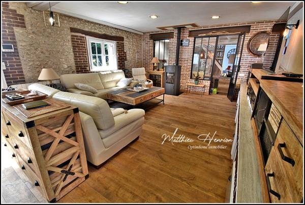 A Guichainville, maison de caractère rénovée avec soin, DPE D