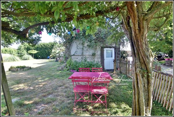 A Guichainville, maison de caractère rénovée avec soin, DPE D