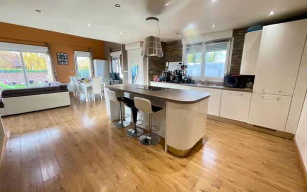 Maison à vendre    5 pièces • 118 m2 Bruay-sur-l'Escaut