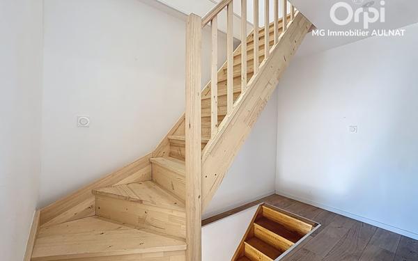 Maison à vendre    3 pièces • 82 m2 Aulnat