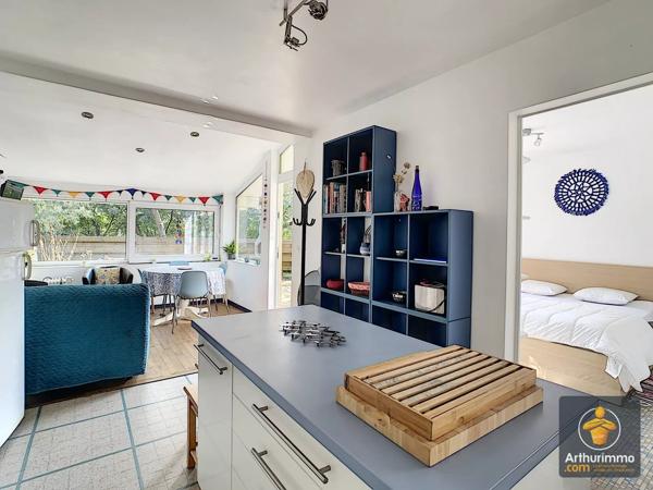 Location de vacances                                                      Appartement
                        
                     3 pièces                      50 m2                     à Mimizan