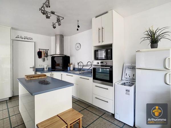 Location de vacances                                                      Appartement
                        
                     3 pièces                      50 m2                     à Mimizan