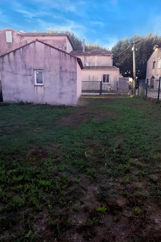 Garage/ box La Crau 30 m2