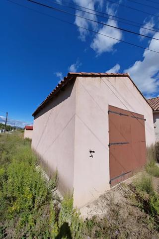 Garage/ box La Crau 30 m2