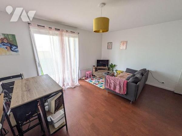 Nouveauté et exclusivité TRENTE CINQ NOTAIRES.
Venez découvrir ce bel appartement de type 2 ( ...