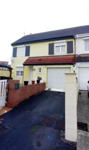 Maison de Résidence à RÉNOVER!