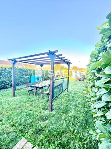 Maison de Résidence à RÉNOVER!