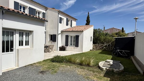 Maison de village Loix 150 m²