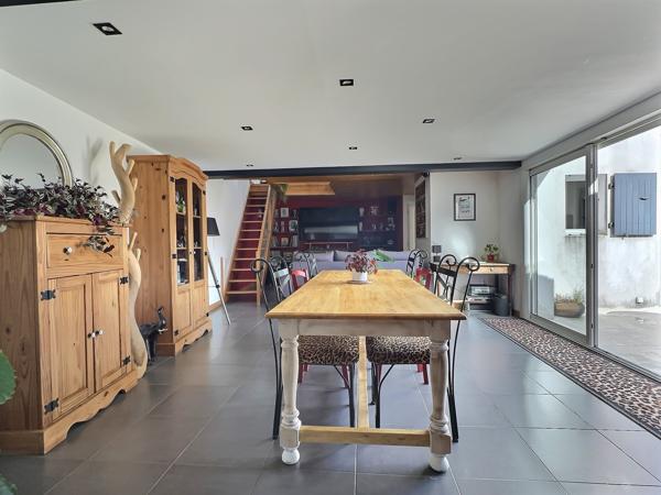 Maison de village Loix 150 m²