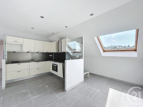 Appartement F4 à vendre  4 pièces - 61,70 m2 BEAUCOURT - 90