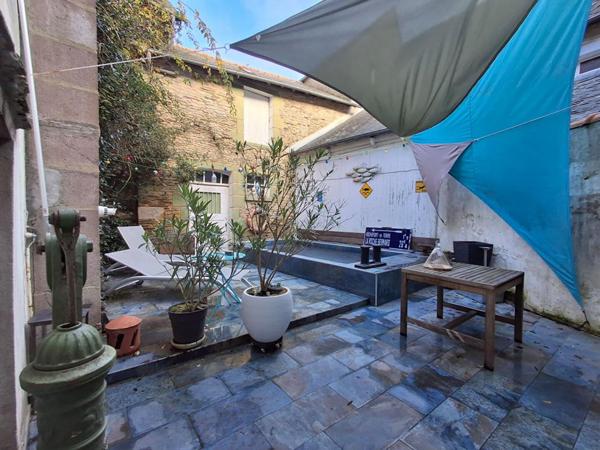 Superbe maison de maître -10 pièces -280 m² -fort potentiel investisseurs