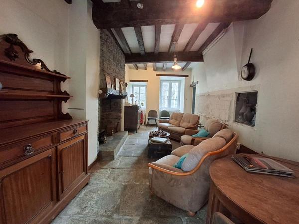 Superbe maison de maître -10 pièces -280 m² -fort potentiel investisseurs